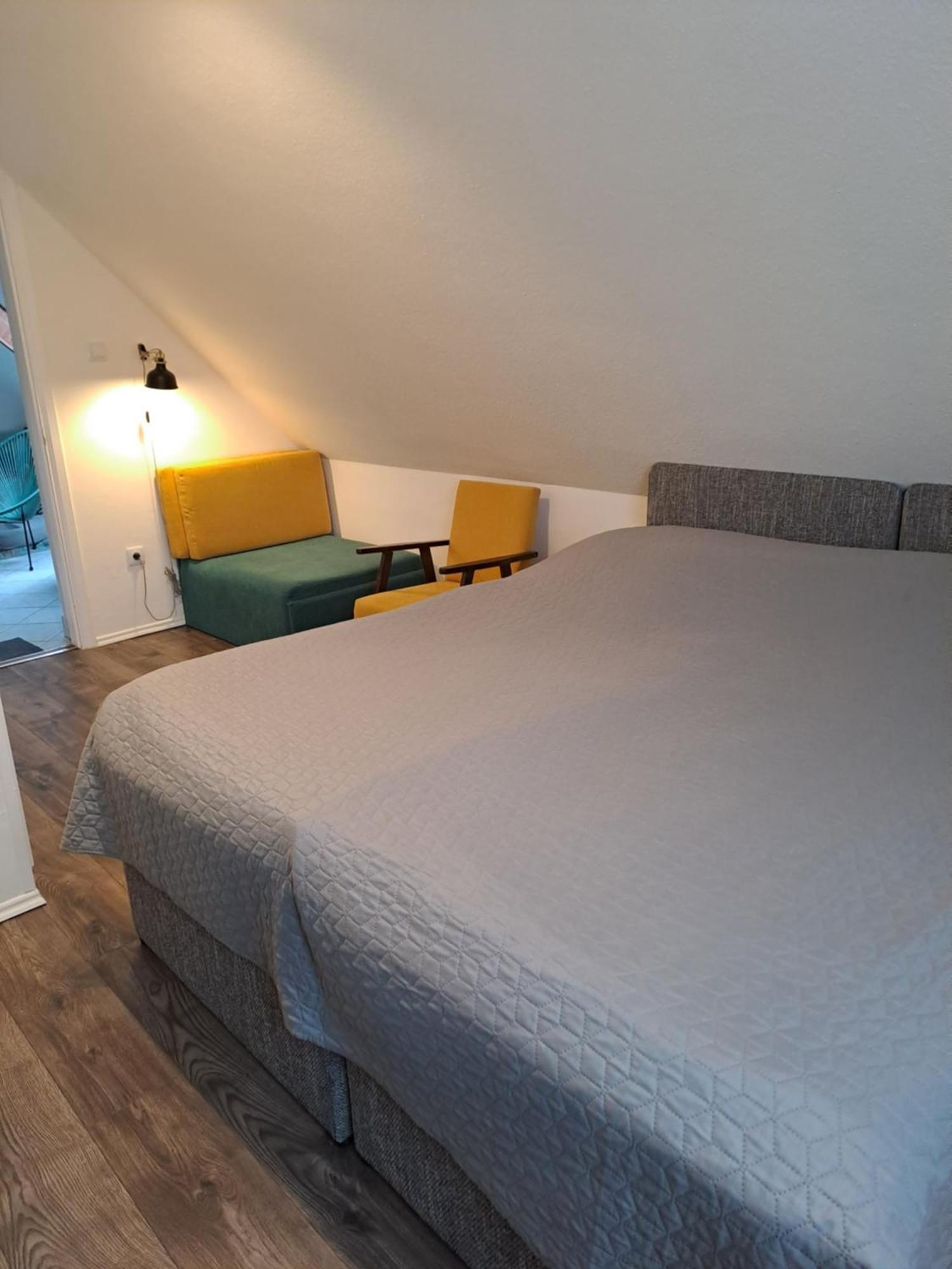 Diokert Vendeghaz Sopron Bed & Breakfast Bagian luar foto