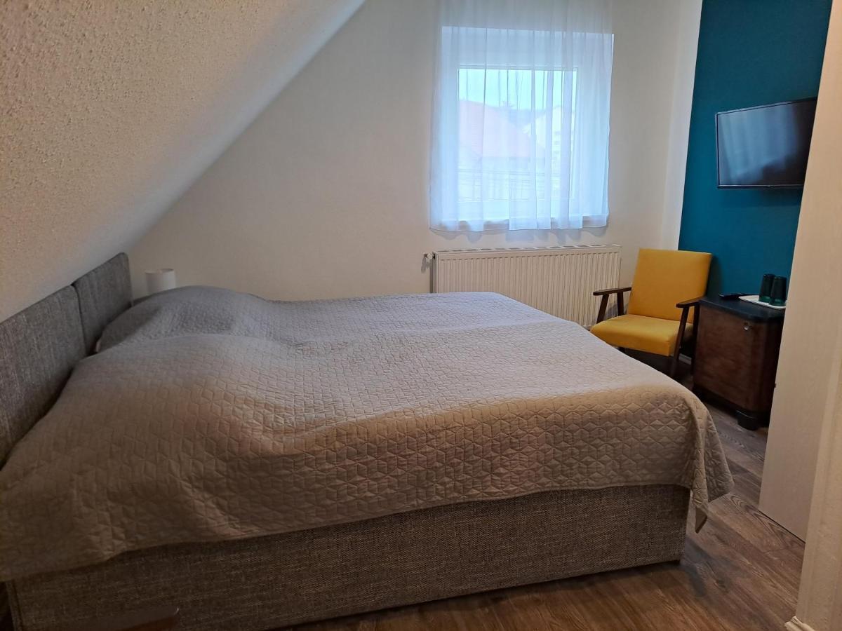 Diokert Vendeghaz Sopron Bed & Breakfast Bagian luar foto